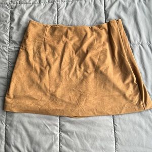 ABERCROMBIE & FITCH vegan suede skort